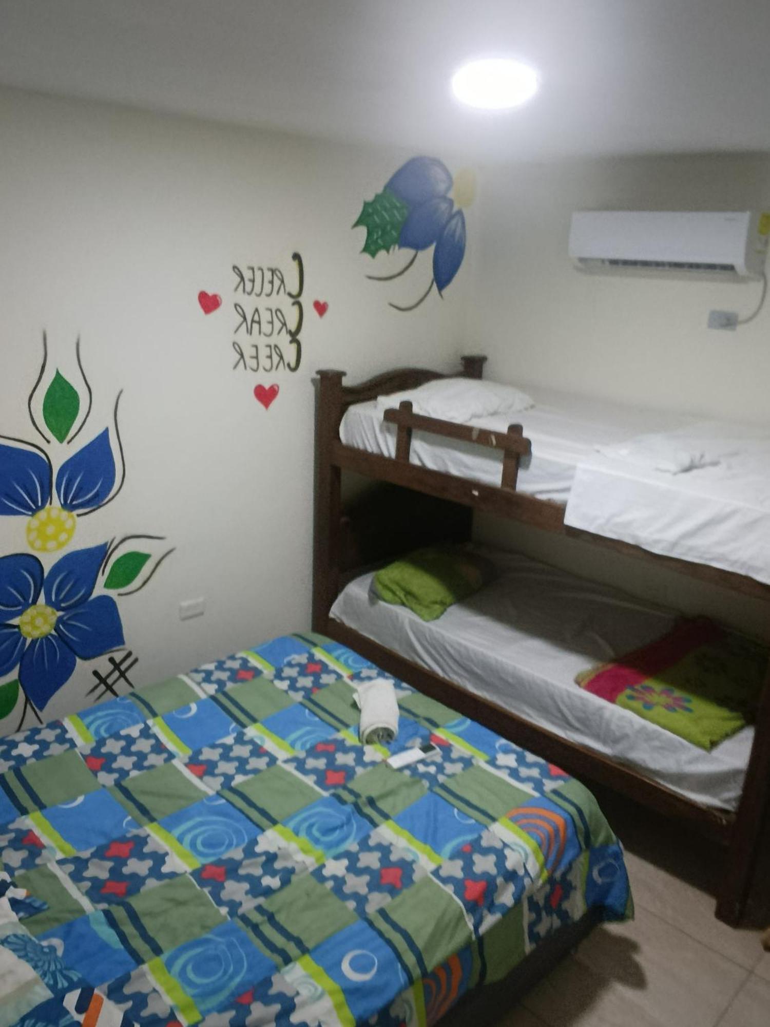 Hostal Cascabeles De La Sierra *